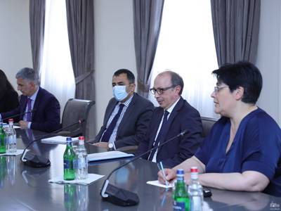 Արա Այվազյանը Ֆրանսիայի ԱԺ պատգամավորների հետ անդրադարձել է տարածաշրջանային անվտանգության եւ խաղաղության հարցերին