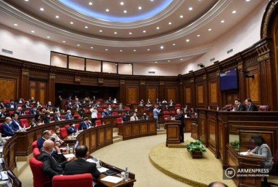 НС снизило порог вхождения в парламент для партий