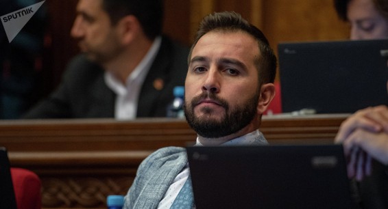 Оппозиционеры должны принять вызов Пашиняна - 