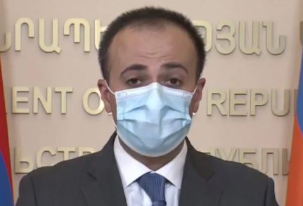 Очень занят, но существует: глава аппарата правительства Армении пояснил ситуацию в МИД страны