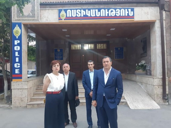 Հայաստանի դեմոկրատական կուսակցության շտաբերի ղեկավարներին բաց են թողել ոստիկանությունից