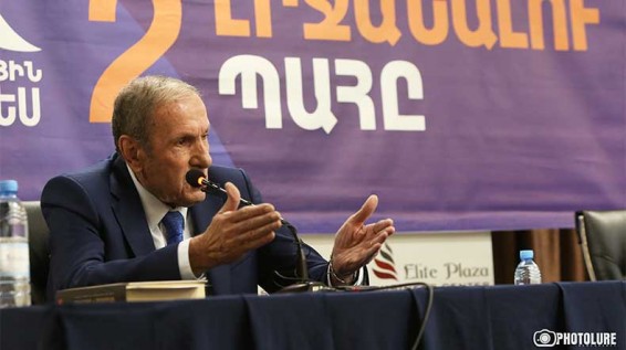 Առնետավազք. Տեր-Պետրոսյանը՝ Ջհանգիրյանի ու Վ. Կարապետյանի մասին