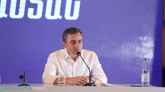 1996 թ.-ին Կոտայքի մարզում միջին աշխատավարձը 8667 դրամ էր, 2007 թ.-ին՝ 68930 դրամ. Իշխան Սաղաթելյան