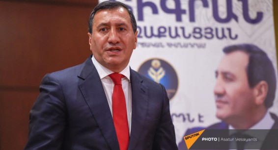 Кандидат в премьеры от Демпартии подал в суд на Центризбирком Армении