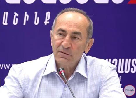 Роберт Кочарян: Если власти продолжат в том же духе, Армения окажется перед новыми внеочередными выборами