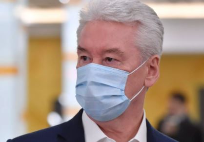 Собянин назвал крайне сложной ситуацию с коронавирусом в Москве