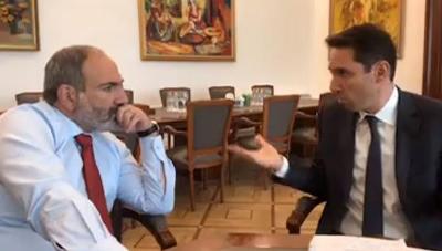 «Иравунк»: Никол Пашинян дал мэру Еревана пощечину