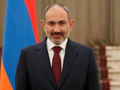 И.о. премьер-министра Армении поздравил президента Аргентины с Днем независимости страны