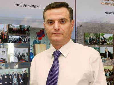 Սա ֆեյք Հայաստանն է, որը ձեռնտու է նիկոլիզմին, թշնամիներին ու Կովկասի համար կռիվ տվող օտարներին. Արտակ Զաքարյան