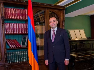 Посол Армении обсудил с замглавы МИД России международную помощь Карабаху