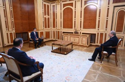 Омбудсмен – президенту: ВС Азербайджана постоянно нарушают права жителей приграничных населенных пунктов Армении
