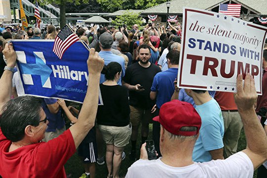 Քլինթոնին աջակցում է աֆրոամերիկացիների 75%-ը, Թրամփին՝ 7%-ը. հարցում