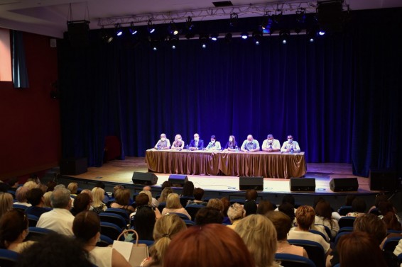 Դասասենյակներում աշակերտների թվի սահմանափակումը կչեղարկվի, դասերը կլինեն ամեն օր