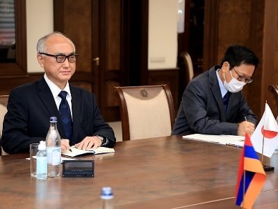 Պաշտպանության նախարարն ընդունել է Ճապոնիայի դեսպանին