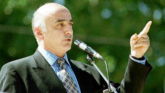 Մահացել է Վանո Սիրադեղյանը