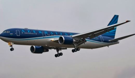 Азербайджанская авиакомпания AZAL платит Армении за полеты через ее территорию - КГА