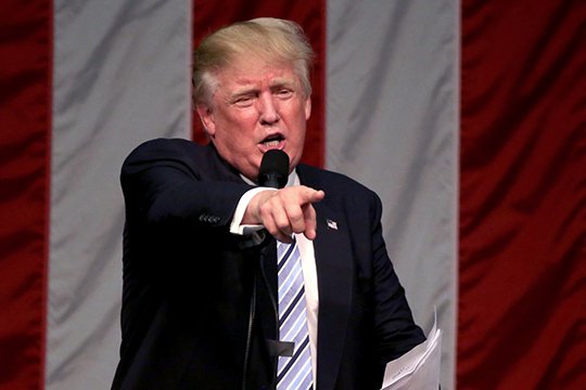 Թրամփը Google-ին մեղադրել է Հիլարի Քլինթոնի հետ դավադրության համար