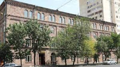 Երևանի մշակույթի և արվեստի պետական քոլեջը նախատեսվում է անվանակոչել Շառլ Ազնավուրի անվան