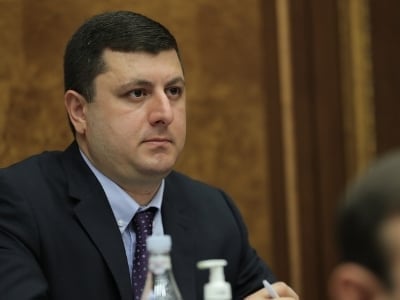 Նվազագույնը մեկ տարի ԳՇ պետի փոփոխության հարցը պետք է հանել օրակարգից. լուրջ սպառնալիքներ է պարունակում. Տ.Աբրահամյան