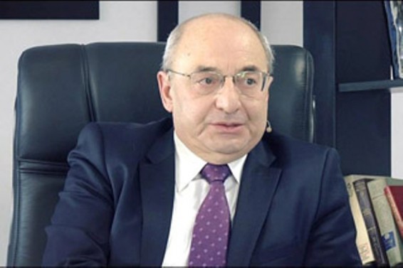 Հանրային խորհրդի նախագահ Վազգեն Մանուկյանը համաներման հարցը քննարկելու է Սերժ Սարգսյանի հետ