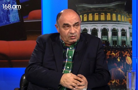 «Այս ամենը շոուների սիրահար հայ ժողովրդի համար է, որ սպասում է մյուս սերիային, թե Ալենը երբ ներողություն կխնդրի». Աղասի Ենոքյան