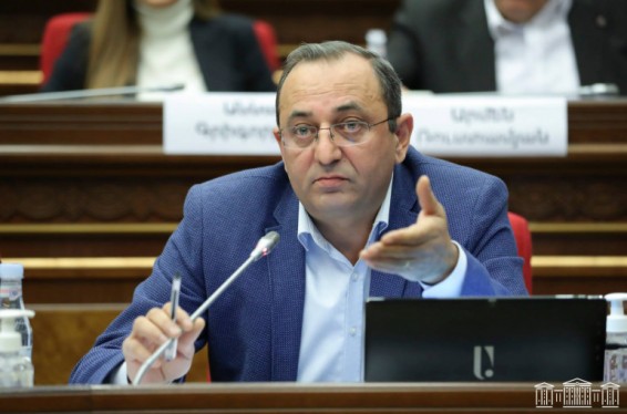 Գործ ունենք իշխանապետության հետ, որտեղ վարույթ իրականացնող մարմինները սարսափում են իշխանության ղեկավարի մասով ոչ ստանդարտ որոշումներ կայացնել. Արծվիկ Մինասյան