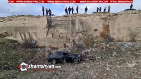 54–ամյա վարորդը Lada Priora–ով կոտրել է ցուցանակն ու 10 մ բարձրությունից հայտնվել ձորում