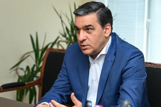 Ո՞վ կարող է երաշխավորել, որ դատավորների միջև գործերի բաշխում «ձեռքով» իրականացնելու ընթացքում դատարանների նախագահների կողմից կամ նրանց նկատմամբ արտաքին միջամտություններ չեն լինում․ ՄԻՊ