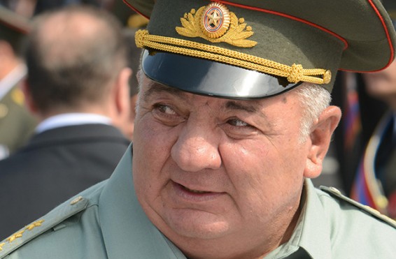 Ով է Յուրի Խաչատուրովը