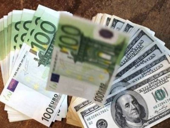 Դոլարի փոխարժեքն աննշան աճել է, եվրոյինը՝ նվազել