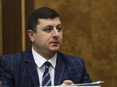 Դրա վերաբերյալ ՀՀ իշխանության լռության պահպանումը մեծ թվով հարցեր է առաջացնում. Տիգրան Աբրահամյան