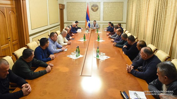 Արայիկ Հարությունյանն ընդունել է «Արցախի պահեստազորի սպաների միություն» ՀԿ մի խումբ անդամների