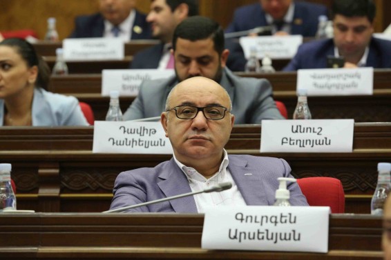 Գուրգեն Արսենյանը հռչակեց ՔՊ «մանիֆեստը» Արցախի հարցում