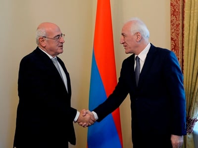 ՀՀ նախագահն ընդունել է ՀԲԸՄ նախագահ Պերճ Սեդրակյանին, անդրադարձ է եղել նաև Հայաստան-Սփյուռք հարաբերություններին
