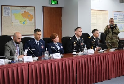Կանզասի Ազգային գվարդիայի պատվիրակությունն այցելել է Պաշտպանական ազգային հետազոտական համալսարան