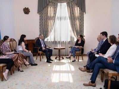 Մհեր Գրիգորյանն ու Ֆրանսիայի դեսպանը քննարկել են տնտեսական հարցերով ճանապարհային քարտեզի հարցը