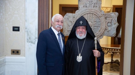 «Սուրբ Սահակ-Սուրբ Մեսրոպ» պատվո բարձր շքանշան է շնորհվել Գուրգեն Մելիքյանին