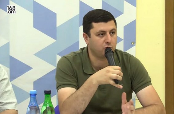 «Պաշտպանության նախարարի հայտարարությունը ցույց է տալիս՝ որքան է դրանում ընդգծված ներքաղաքական բաղադրիչը». Տիգրան Աբրահամյան