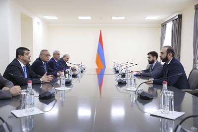 Արարատ Միրզոյանը Հարությունյանի գլխավորած պատվիրակության հետ քննարկել է ԼՂ հիմնախնդրի կարգավորման հեռանկարները