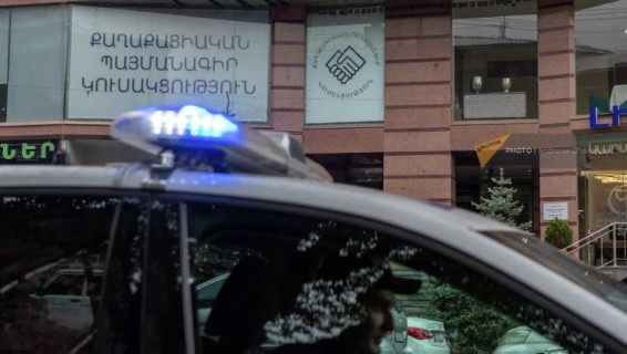 Папикян и Авинян борются за пост главы правления 