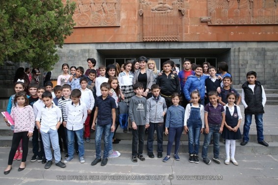 Սոցիալական տարբեր խմբերի ավելի քան 100 երեխա այցելել է Էրեբունի պատմահնագիտական արգելոց-թանգարան