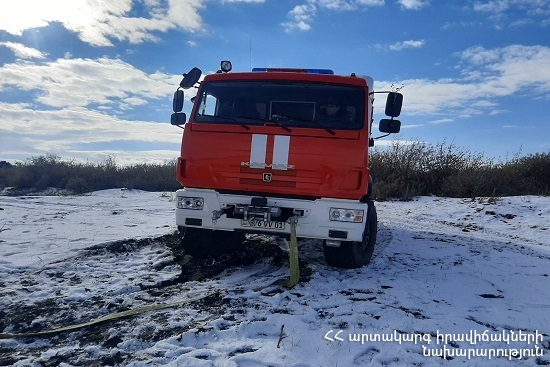 Փրկարարներն արգելափակումից դուրս են բերել ավտոմեքենաները