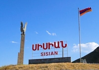 «Ժողովուրդ». Հարազատներով. Սիսիանի ընտրություններն ու խայտառակ ցուցակները