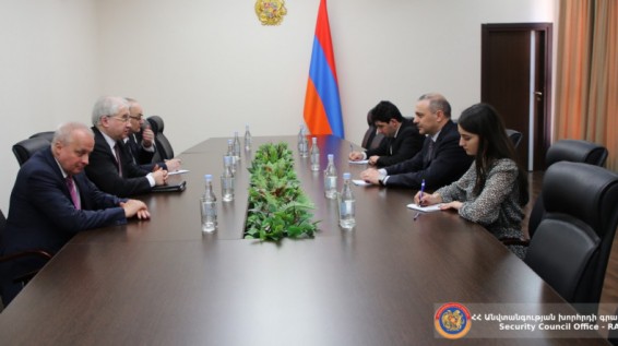 Լաչինի միջանցքը պետք է բացվի․ Իգոր Խովաև