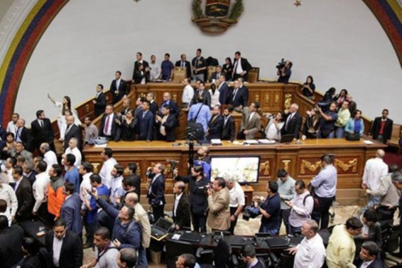 Վենեսուելայի խորհրդարանը նախագահ Մադուրոյին մեղադրել է պետական հեղաշրջման մեջ