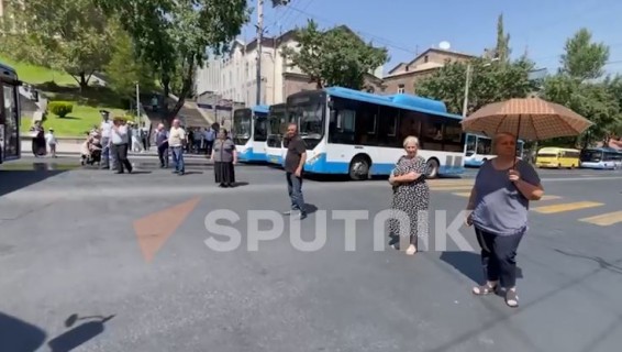 Акция в Ереване завершилась: родным без вести пропавших пообещали встречу с властями