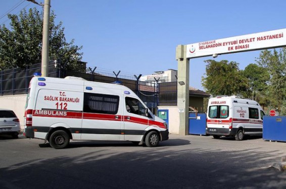 Քուրդ զինյալները հարձակման են անցել 3 ուղղությամբ. Թուրքիայի 3 նահանգում զինվորներ են զոհվել