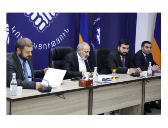 «Жоховурд»: Начатые премьер-министром Армении кадровые чистки продолжатся