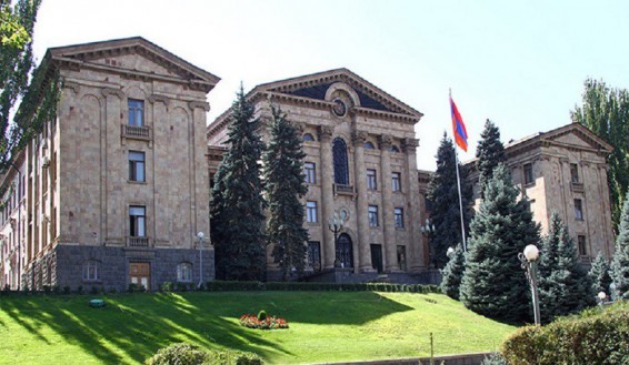 «Ժողովուրդ». Սահմանազատման գործընթաց, ՍԴ դատավորի ընտրություն. ԱԺ հաջորդ քառօրյան թեժ է լինելու