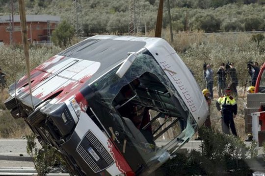 Իրանում ավտոբուսի վթարի հետևանքով զոհվել է առվազն 20 մարդ